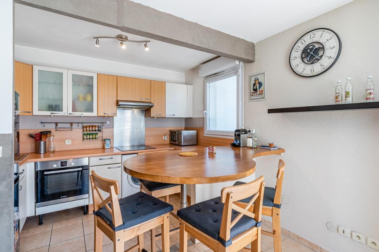 La Joliette; Duplex 2 Chambres, Parking Inclus+ Terrasse+ Ascenseur Marseille Exterior photo