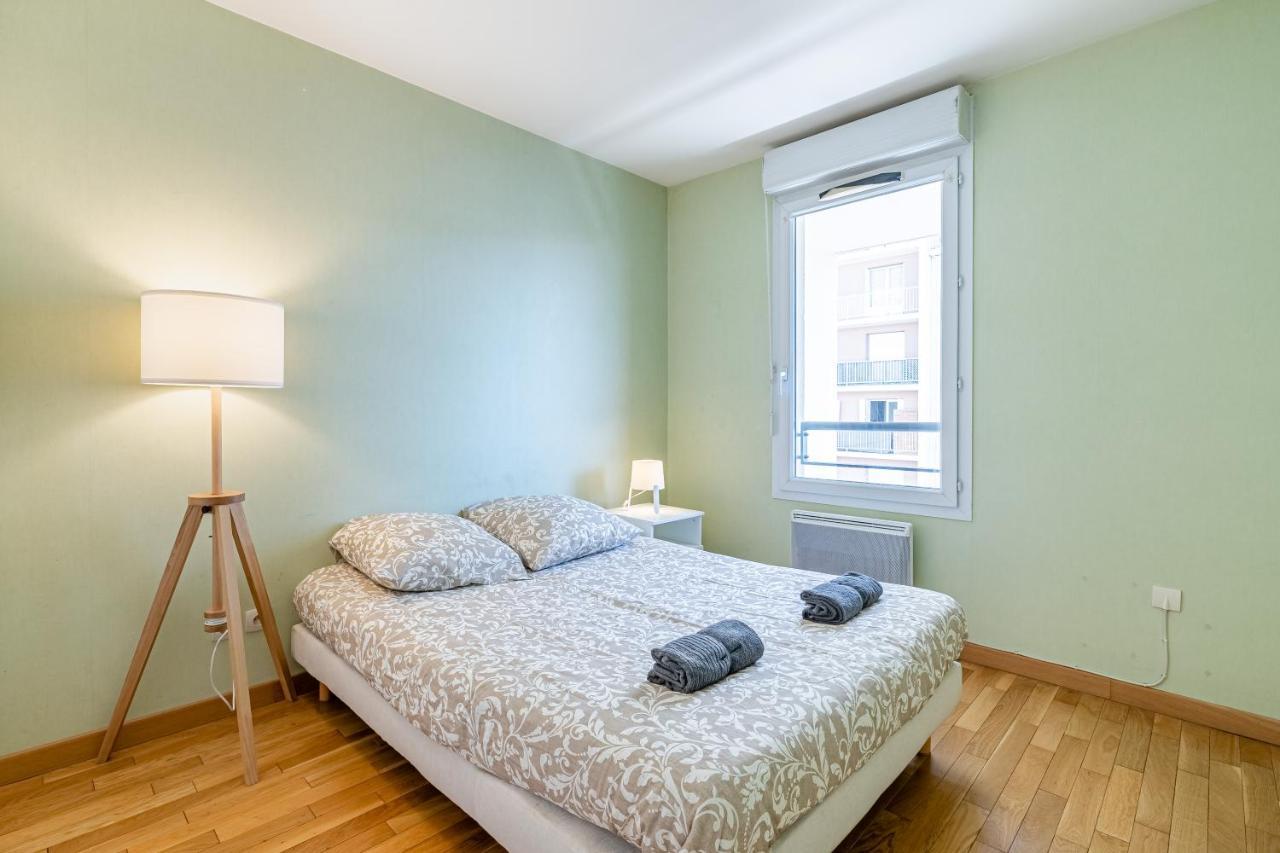 La Joliette; Duplex 2 Chambres, Parking Inclus+ Terrasse+ Ascenseur Marseille Exterior photo