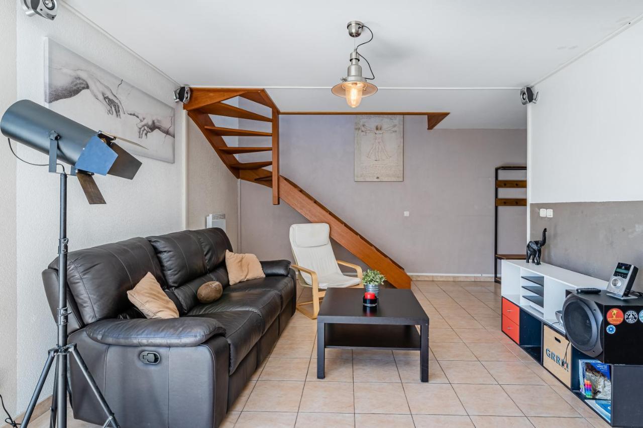 La Joliette; Duplex 2 Chambres, Parking Inclus+ Terrasse+ Ascenseur Marseille Exterior photo