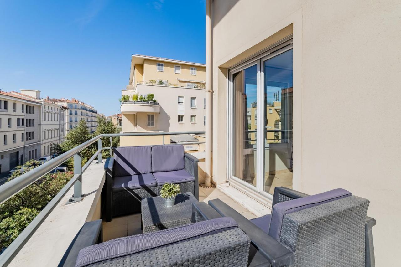 La Joliette; Duplex 2 Chambres, Parking Inclus+ Terrasse+ Ascenseur Marseille Exterior photo