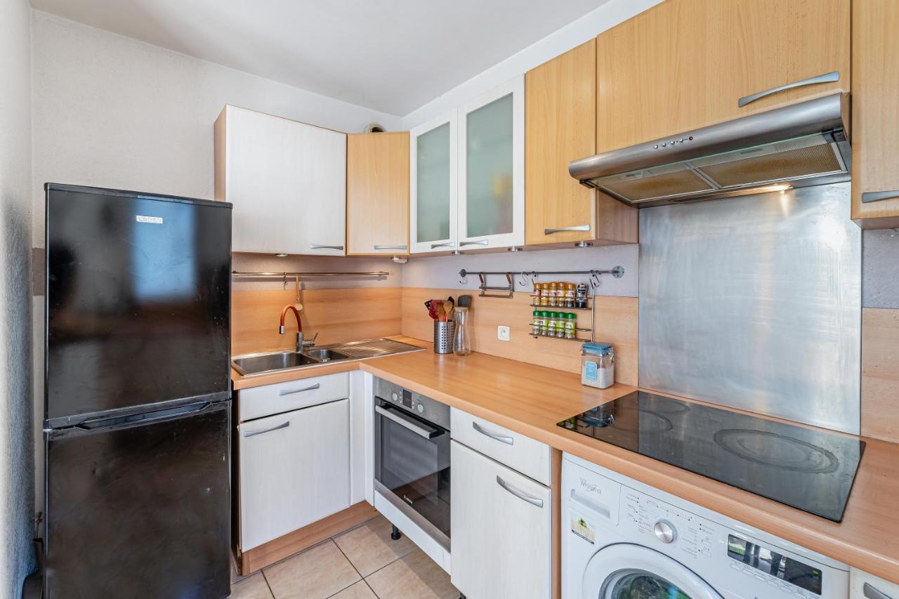 La Joliette; Duplex 2 Chambres, Parking Inclus+ Terrasse+ Ascenseur Marseille Exterior photo